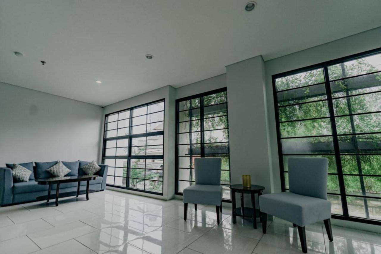 Mendjangan Residence Yakarta Exterior foto
